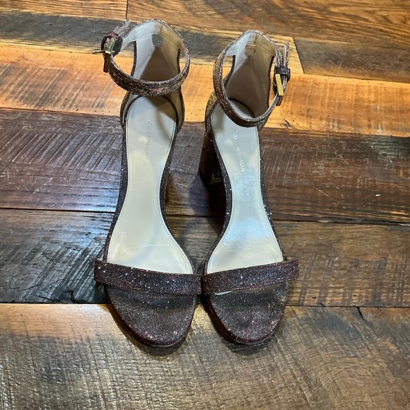 Stuart Weitzman NearlyNude Textured Sandals Pyrite Glitter  Size 8 Made in Spain - Picture 2 of 14